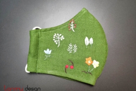 Khẩu trang vải Linen thêu tay 3 lớp Tân Mỹ Design màu xanh cây